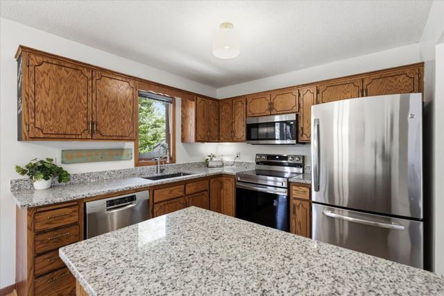 13625 Lynn Avenue, Savage, MN 55378