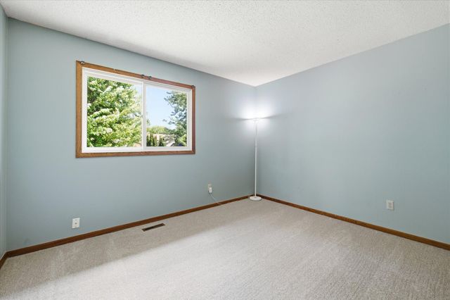 13625 Lynn Avenue, Savage, MN 55378