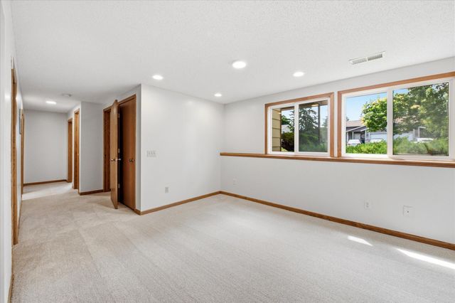 13625 Lynn Avenue, Savage, MN 55378