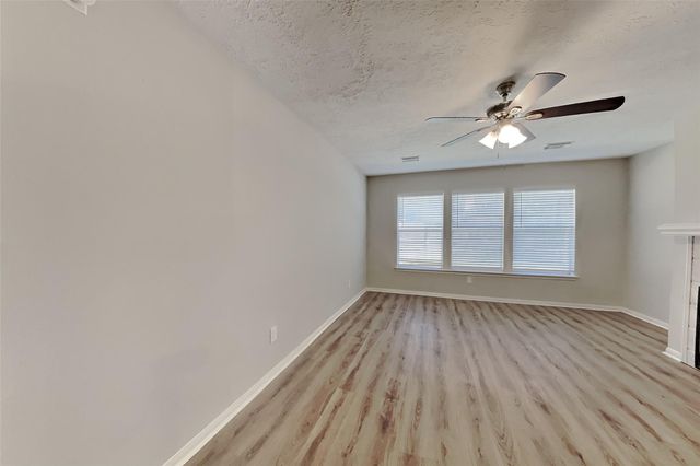 4935 Pecan Grove Drive, Pearland, TX 77584