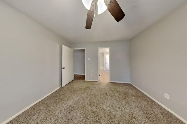 4935 Pecan Grove Drive, Pearland, TX 77584