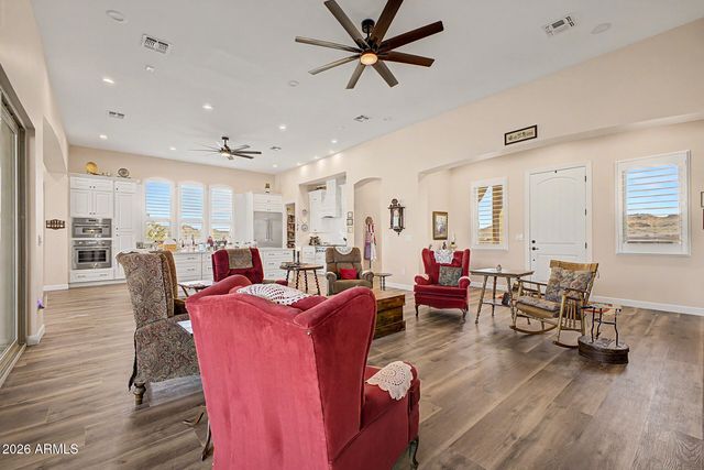 6519 E SOUTHERN Avenue, Apache Junction, AZ 85119