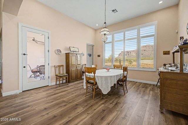 6519 E SOUTHERN Avenue, Apache Junction, AZ 85119