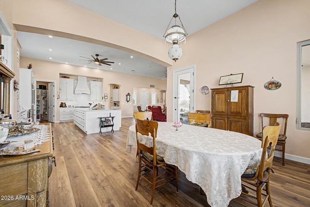 6519 E SOUTHERN Avenue, Apache Junction, AZ 85119