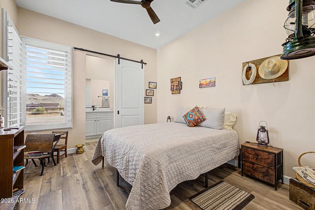 6519 E SOUTHERN Avenue, Apache Junction, AZ 85119