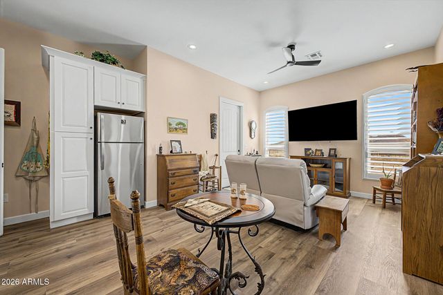 6519 E SOUTHERN Avenue, Apache Junction, AZ 85119