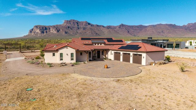 6519 E SOUTHERN Avenue, Apache Junction, AZ 85119