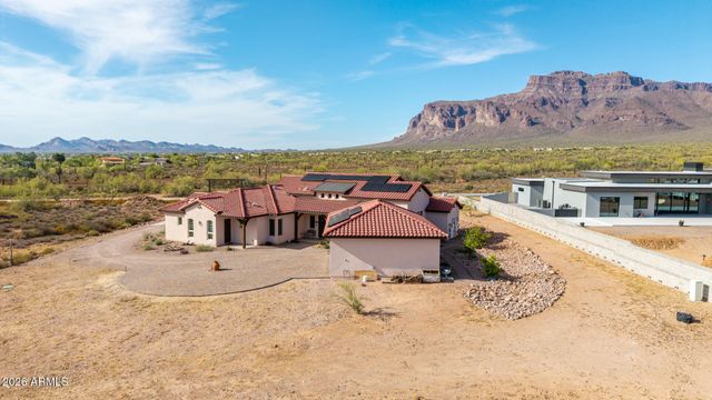 6519 E SOUTHERN Avenue, Apache Junction, AZ 85119
