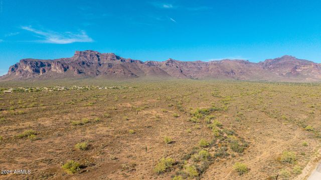 6519 E SOUTHERN Avenue, Apache Junction, AZ 85119