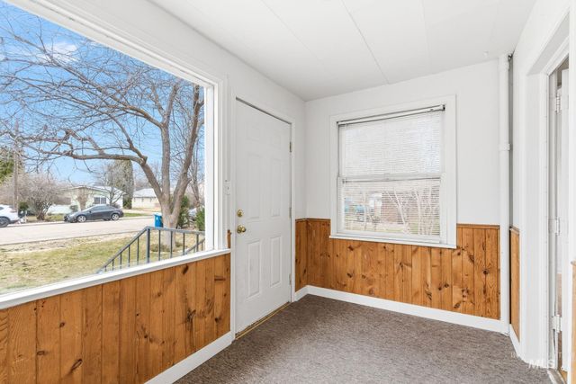 428 S Almond St, Nampa, ID 83686