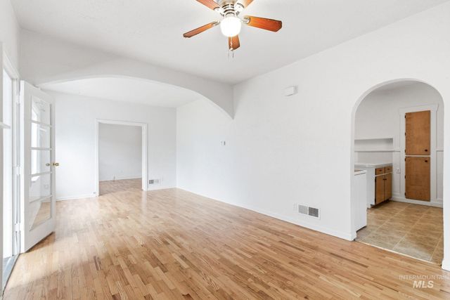 428 S Almond St, Nampa, ID 83686