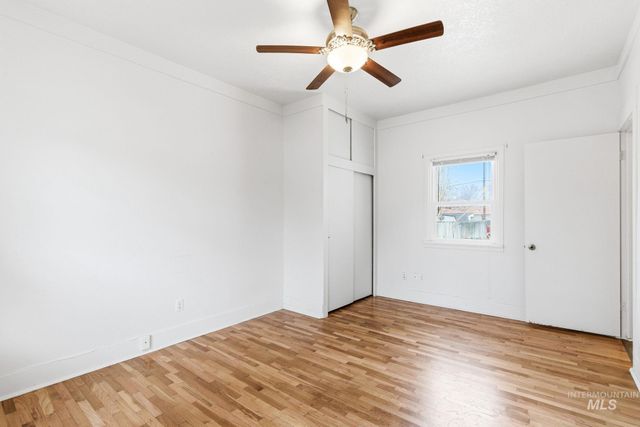 428 S Almond St, Nampa, ID 83686