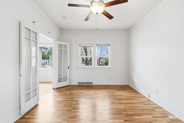 428 S Almond St, Nampa, ID 83686