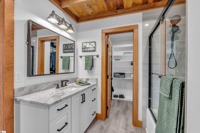 112 Owings Road, Easley, SC 29640