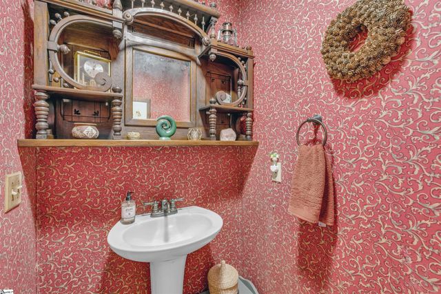 112 Owings Road, Easley, SC 29640