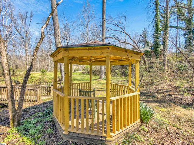 112 Owings Road, Easley, SC 29640