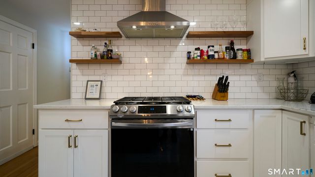 15 Haywardville Road, East Haddam, CT 06423