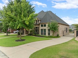3225 Glade Pointe Court, Hurst, TX 76054
