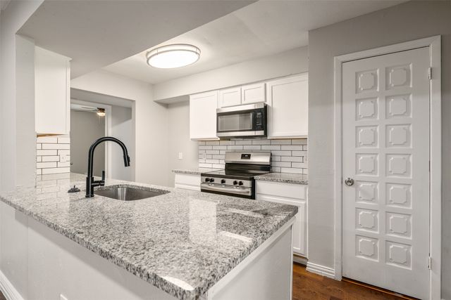 5306 Lansingford Trail, Arlington, TX 76017