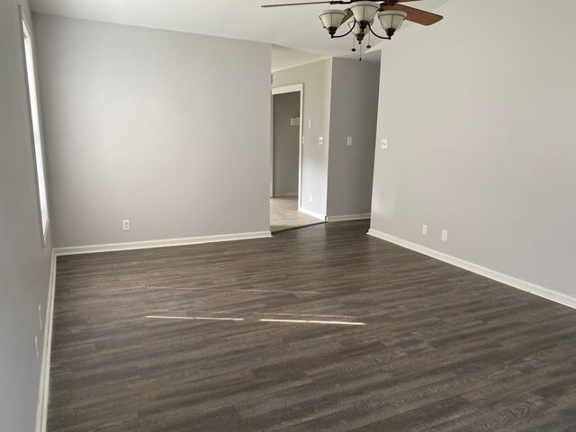 608 Woodhaven Dr, Clarksville, TN 37042