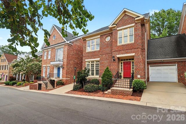 1120 Dilworth Crescent Row, Charlotte, NC 28203
