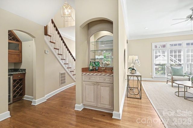 1120 Dilworth Crescent Row, Charlotte, NC 28203