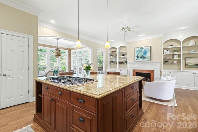 1120 Dilworth Crescent Row, Charlotte, NC 28203