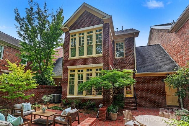 1120 Dilworth Crescent Row, Charlotte, NC 28203