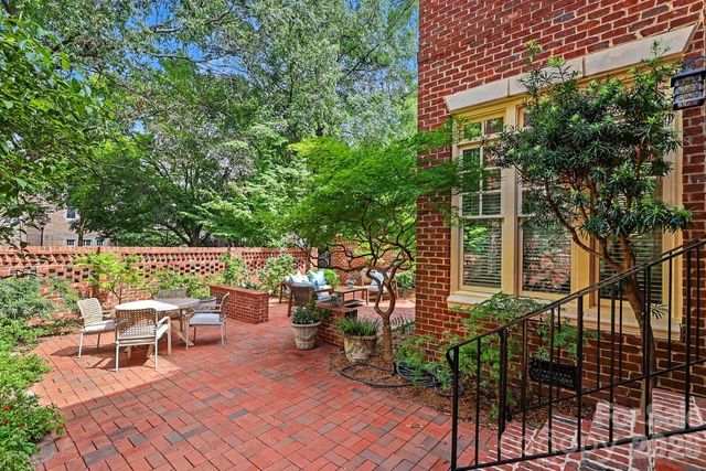 1120 Dilworth Crescent Row, Charlotte, NC 28203