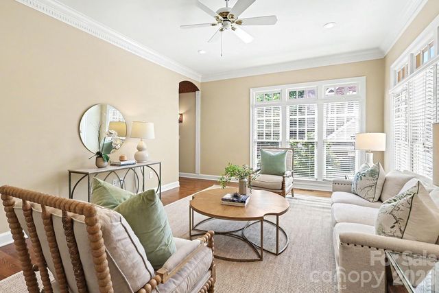 1120 Dilworth Crescent Row, Charlotte, NC 28203