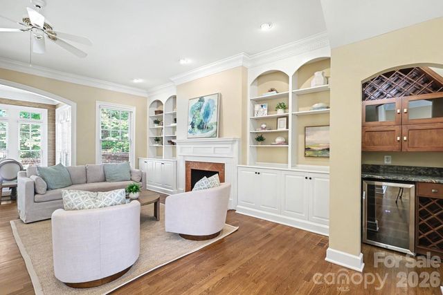 1120 Dilworth Crescent Row, Charlotte, NC 28203