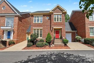 1120 Dilworth Crescent Row, Charlotte, NC 28203