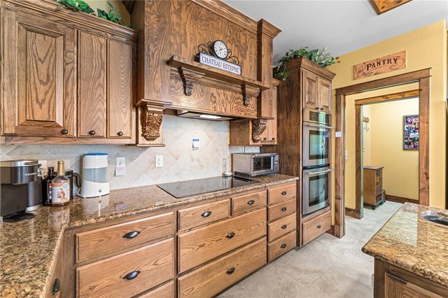 1206 E Timber Top Drive, Rogers, AR 72756