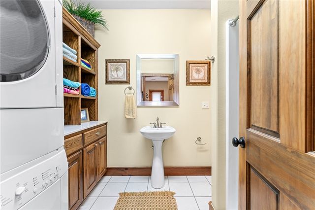 1206 E Timber Top Drive, Rogers, AR 72756