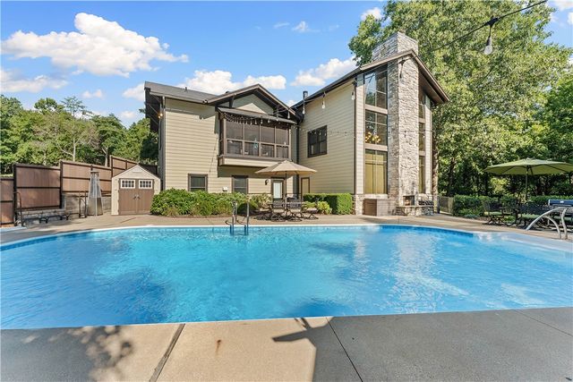 1206 E Timber Top Drive, Rogers, AR 72756