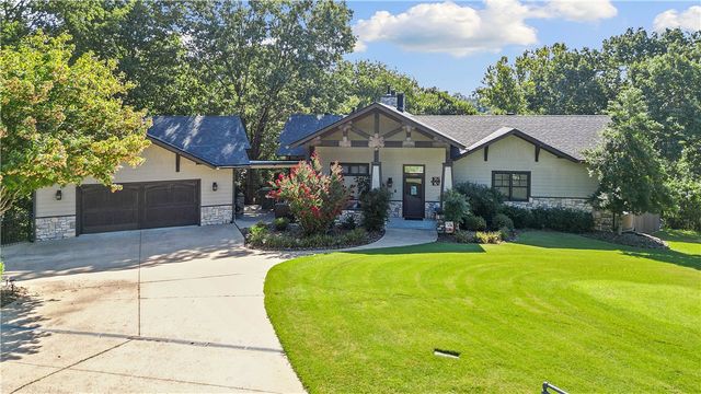 1206 E Timber Top Drive, Rogers, AR 72756