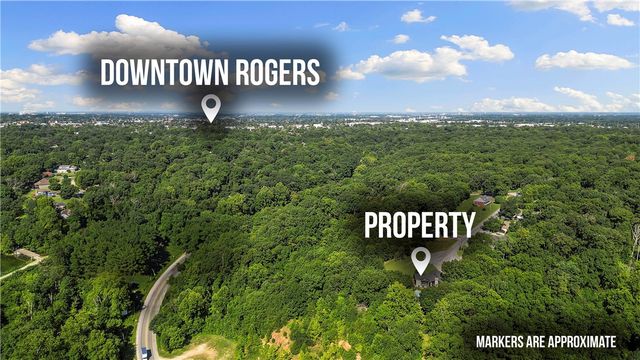 1206 E Timber Top Drive, Rogers, AR 72756