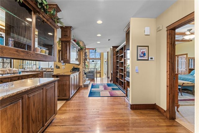 1206 E Timber Top Drive, Rogers, AR 72756