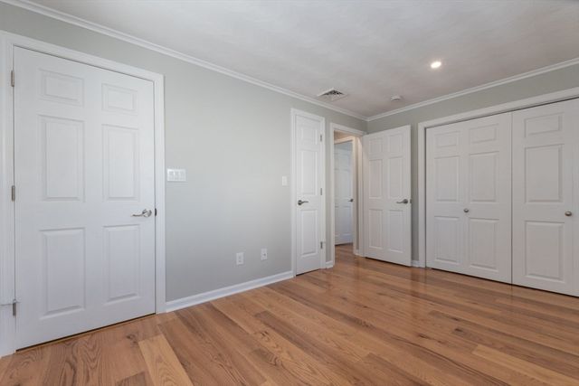 689 Old Connecticut Path, Framingham, MA 01701