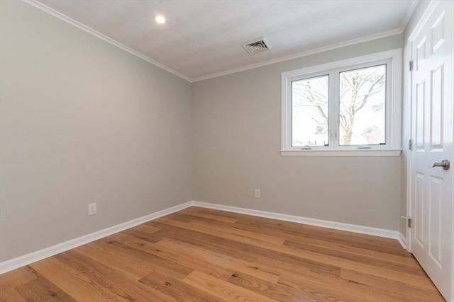 689 Old Connecticut Path, Framingham, MA 01701