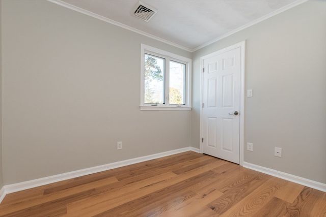 689 Old Connecticut Path, Framingham, MA 01701