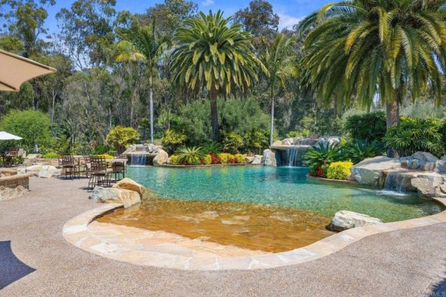 6314 El Apajo, Rancho Santa Fe, CA 92067