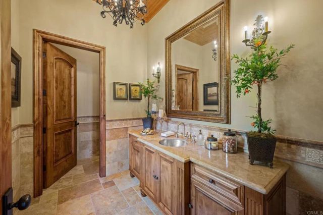 6314 El Apajo, Rancho Santa Fe, CA 92067