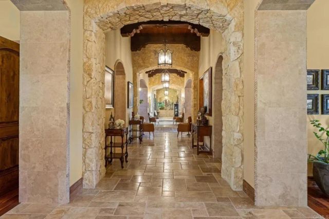 6314 El Apajo, Rancho Santa Fe, CA 92067