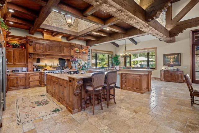 6314 El Apajo, Rancho Santa Fe, CA 92067
