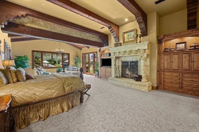 6314 El Apajo, Rancho Santa Fe, CA 92067