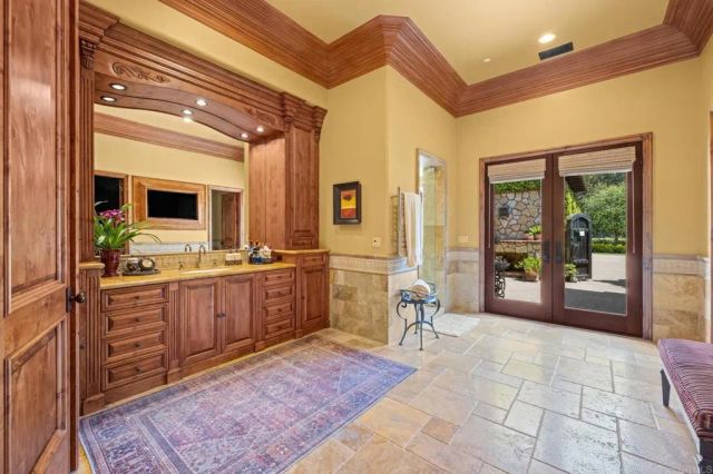 6314 El Apajo, Rancho Santa Fe, CA 92067