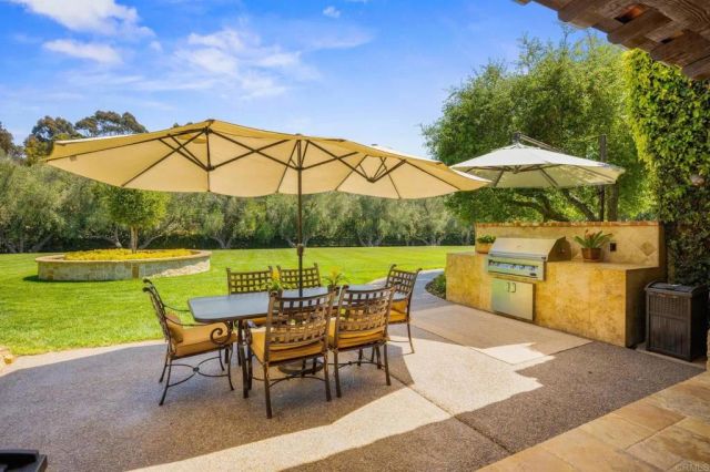 6314 El Apajo, Rancho Santa Fe, CA 92067