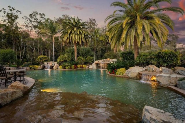6314 El Apajo, Rancho Santa Fe, CA 92067