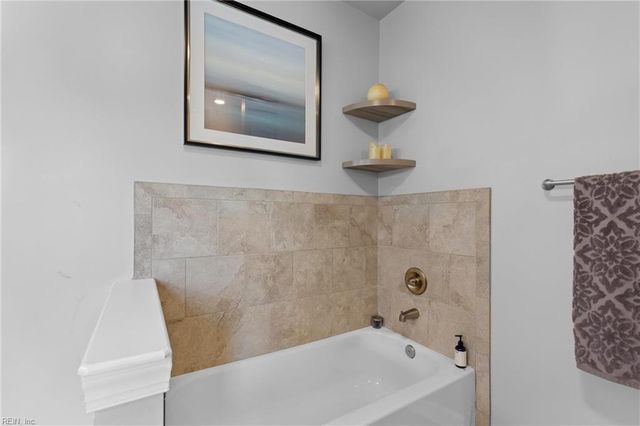 130 Jaclyn DR, Suffolk, VA 23434